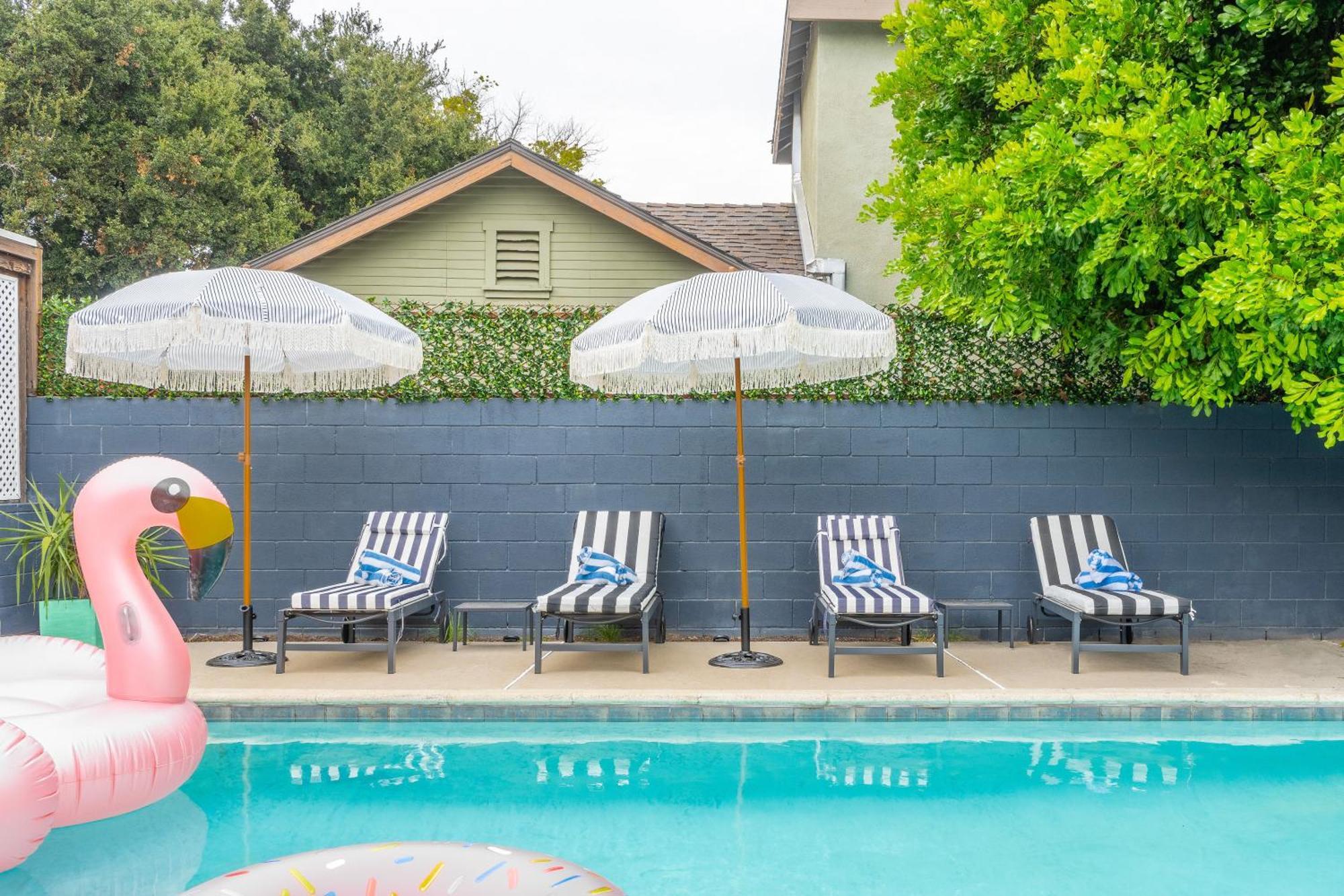 Angel&rose Universal Hollywood Heated Pool House King Bed *